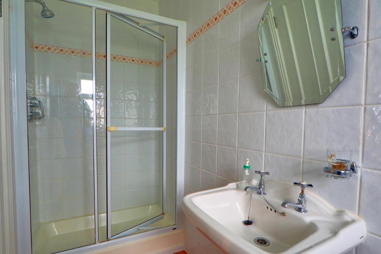 Hillcrest Luxury Apartment Kilrush Dış mekan fotoğraf