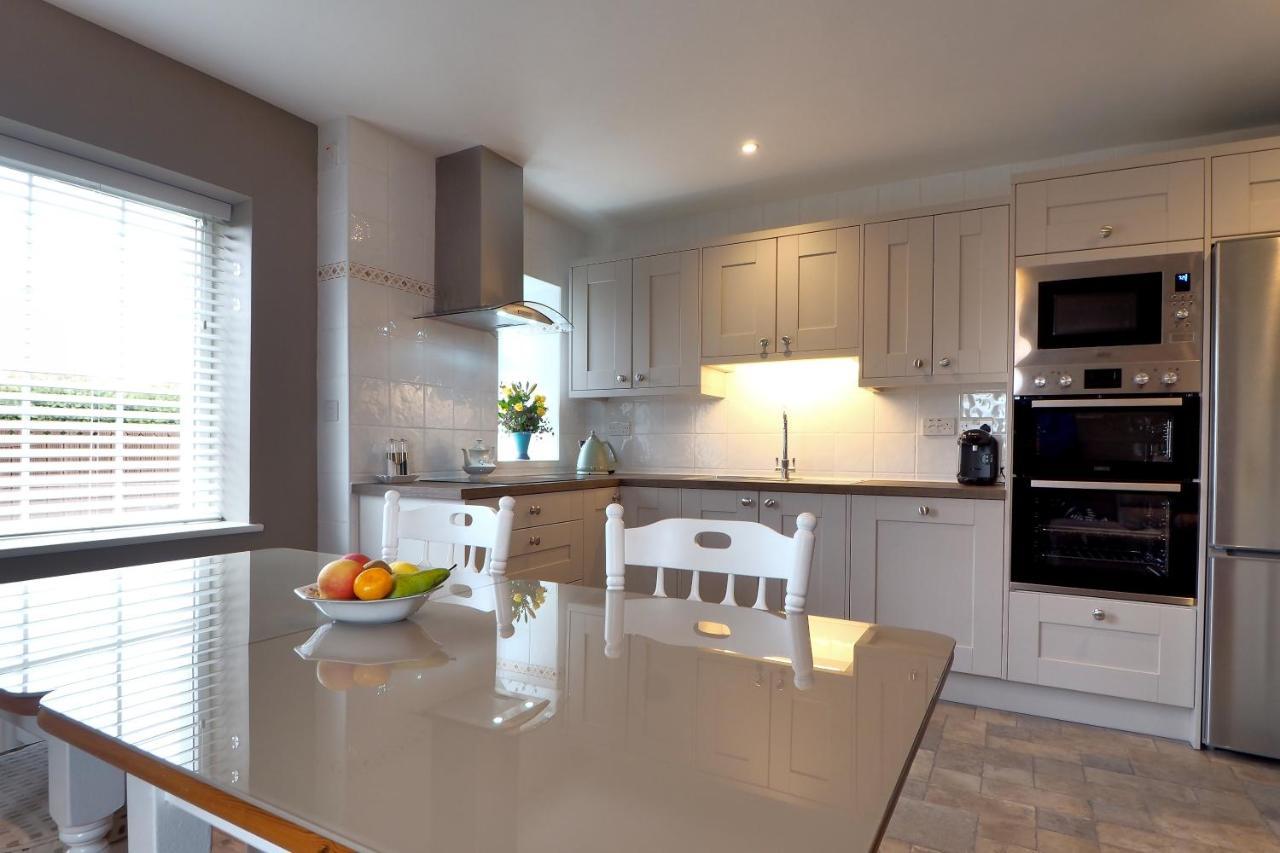 Hillcrest Luxury Apartment Kilrush Dış mekan fotoğraf